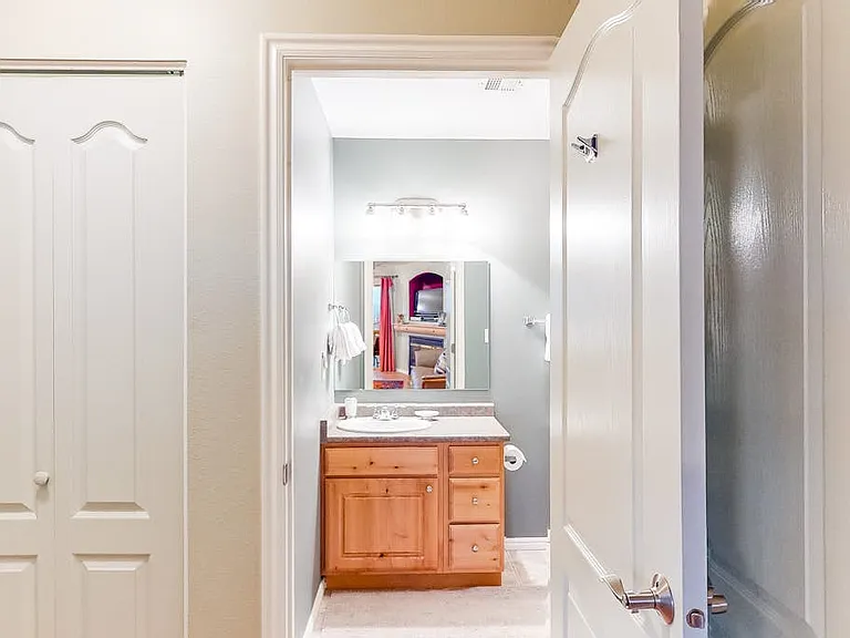 1790 W Fox Bay Dr #D304 — Photo 9