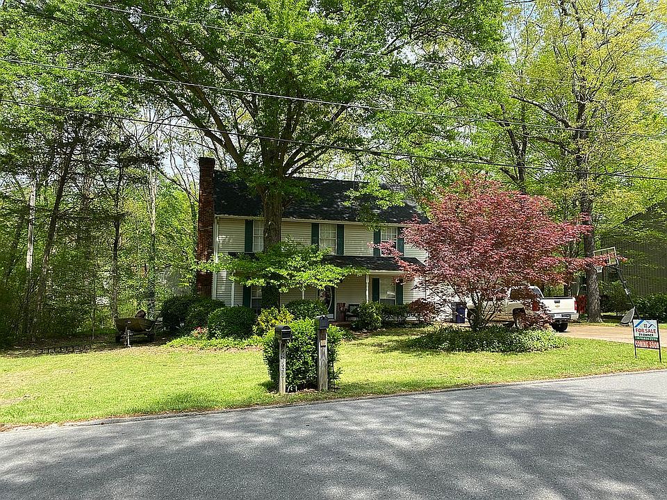 1st image of 2525 Mark Ln