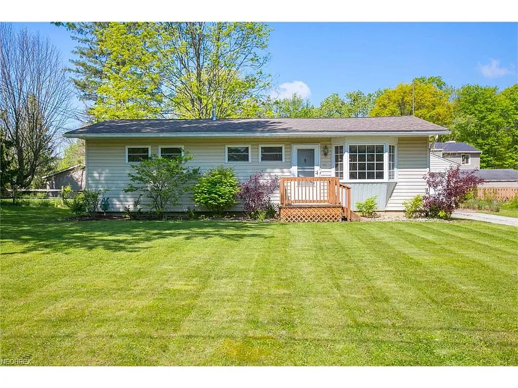 59 Circle Dr photo 1