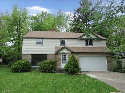 2482 N Taylor Rd, Cleveland Heights, OH, 44118