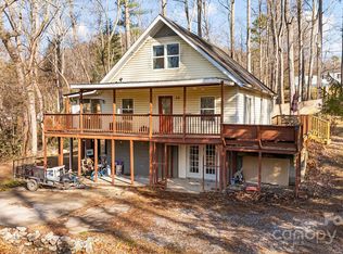 59 Rollins St, Hendersonville, NC 28792