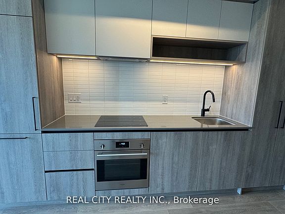 3rd image of 181 Sterling Rd #711