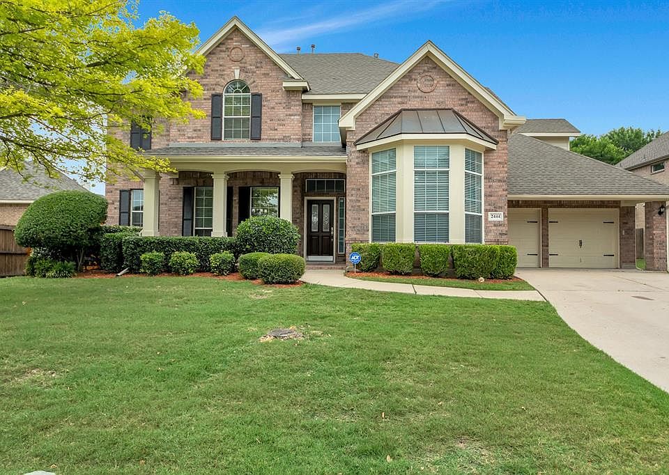 1st image of 2444 Waterside Dr
