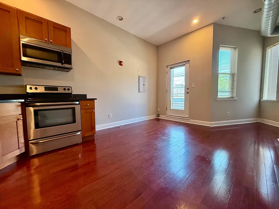 1611 Frankford Ave #2R