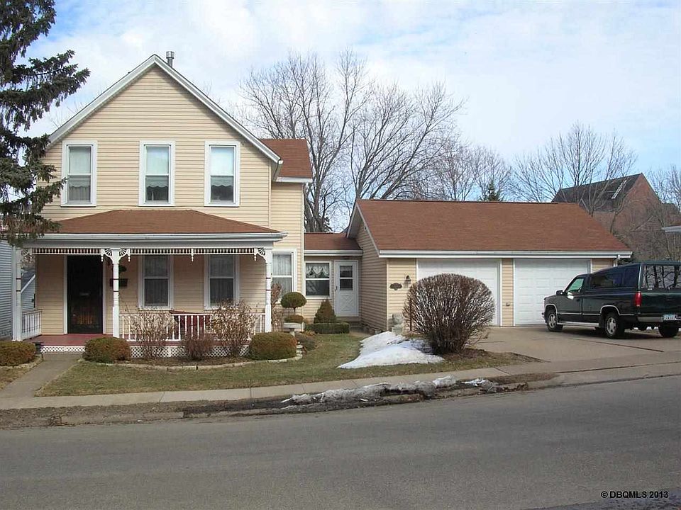 1st image of 1360 Glen Oak St
