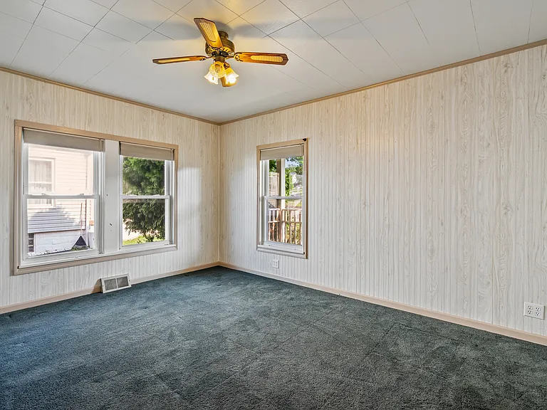 4121 Woodland Ave — Photo 17