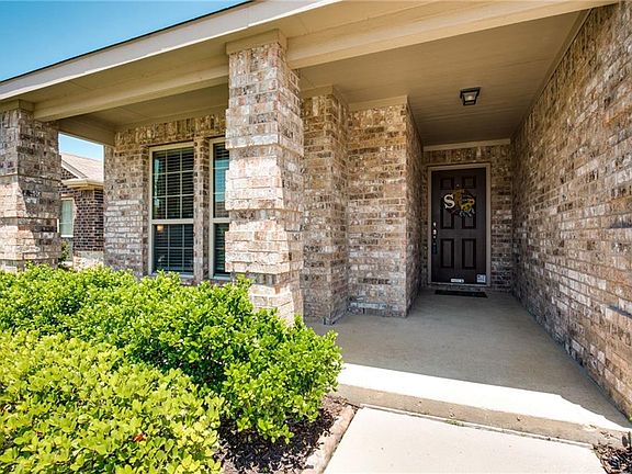 4th image of 909 Cheyenne Dr