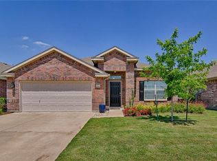 9123 Rainland Ct, Arlington, TX 76002