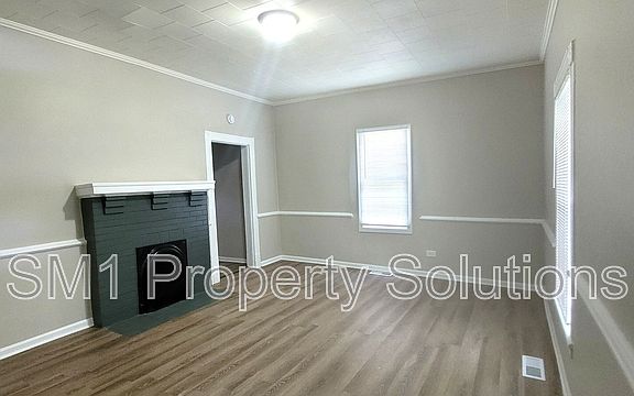 5th image of 1306 S Pearson St