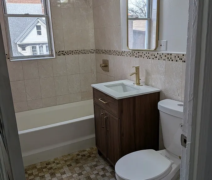 315 William St — Photo 5