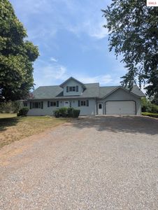 679 Oxford Rd, Bonners Ferry, ID, 83805