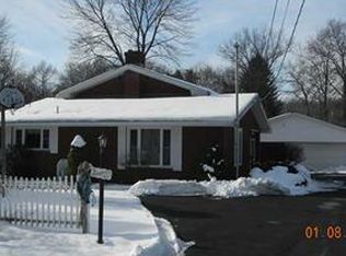 415 N Darby Rd, Hermitage, PA 16148