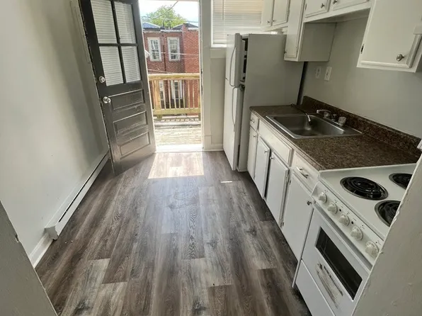 1020 Maplewood Ave, Hopewell, VA 23860