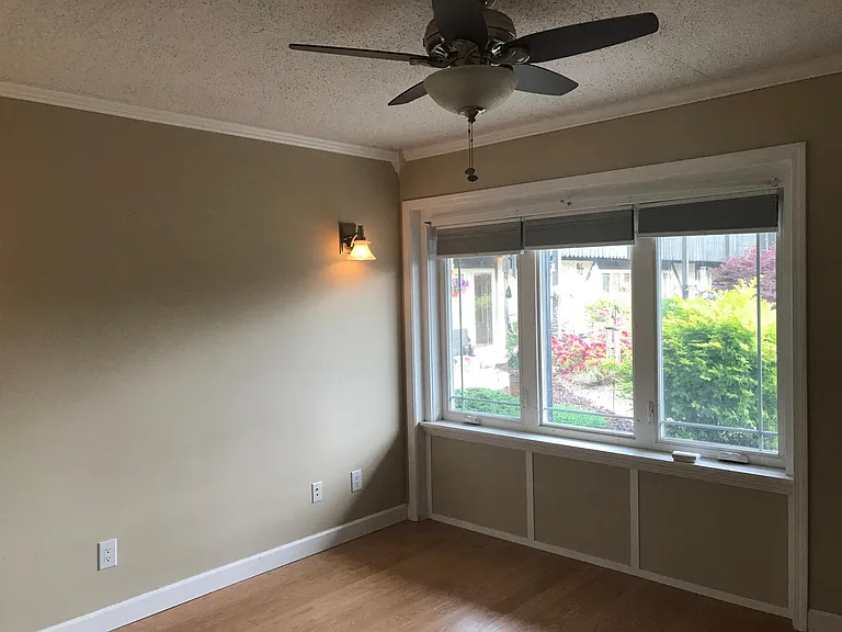 433 W Broadway St #1 — Photo 6