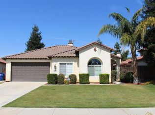 305 Solecita Way, Bakersfield, CA 93314