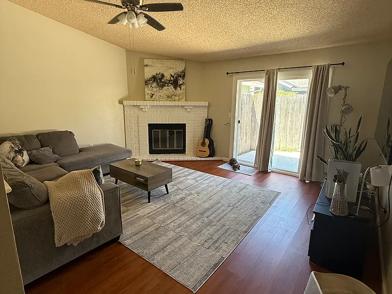 818 Portugal Way — Photo 6