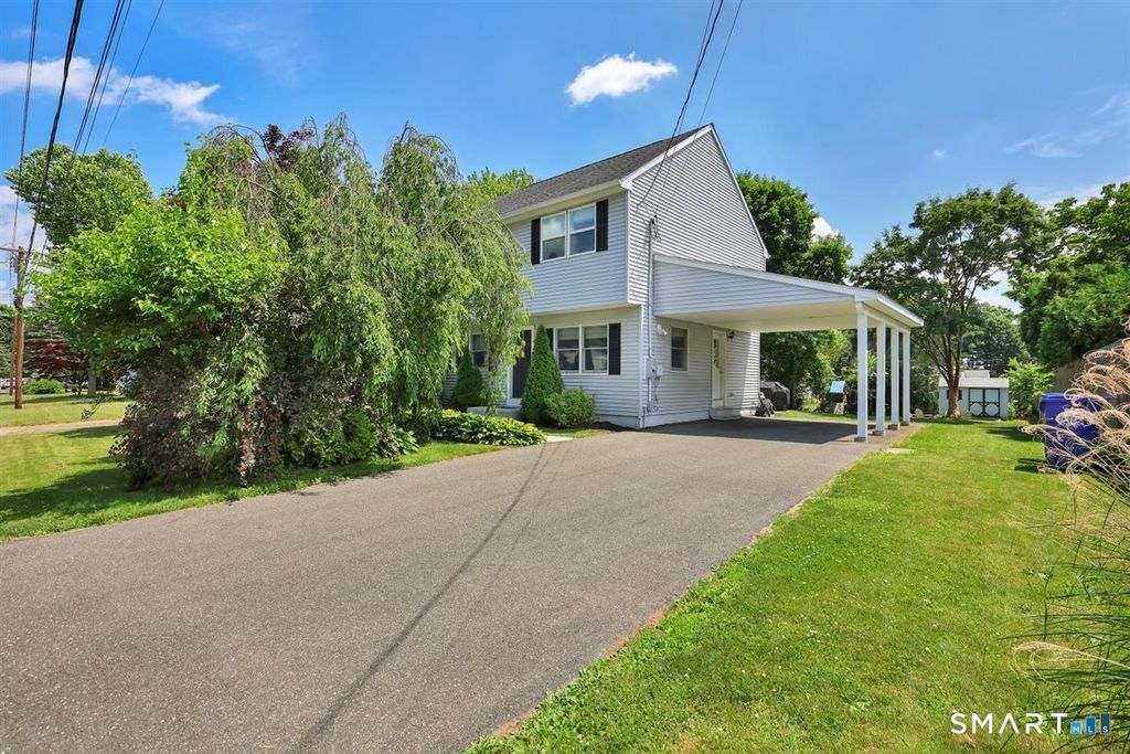 30 Quaker Lane, Southington, CT - View 2