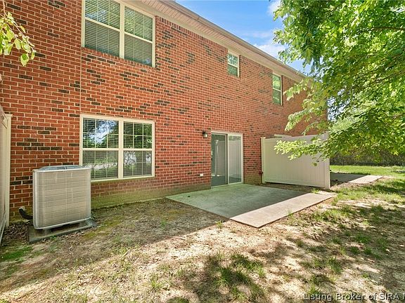 5th image of 615 Knob Hill Road