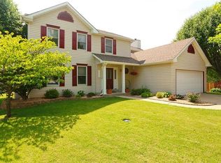1141 Hutchinson Way Pl, Florissant, MO 63031