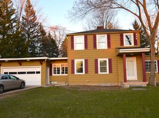 424 Hemlock St, Midland, MI