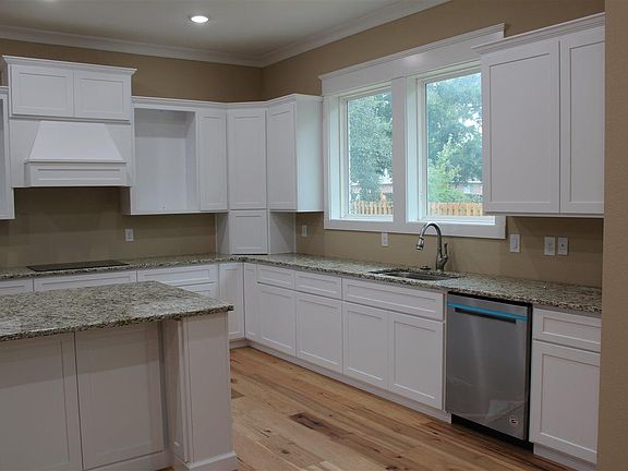 4th image of 5350 Galberry Ln