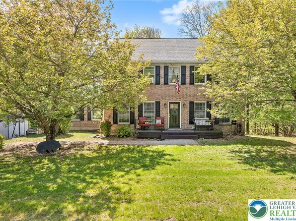 467 Pheasant Rd, Saylorsburg, PA 18353
