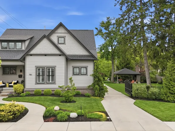 781 1st Ave NW, Carmel, IN 46032