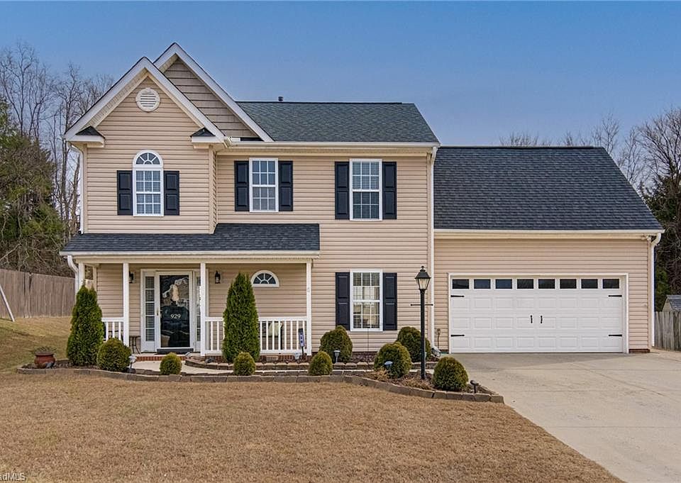 1st image of 929 Big Creek Ct