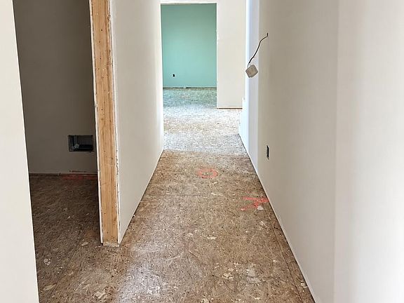 5th image of 34938 Cardinal Ln