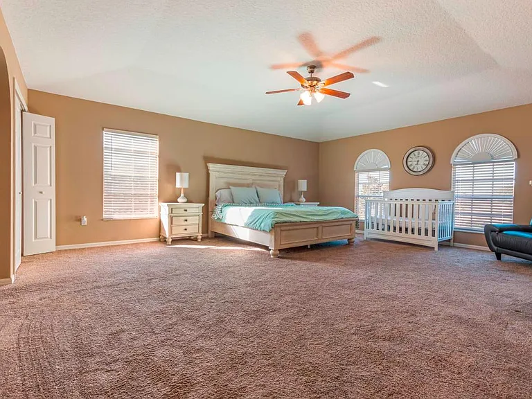512 Blake Ave — Photo 36