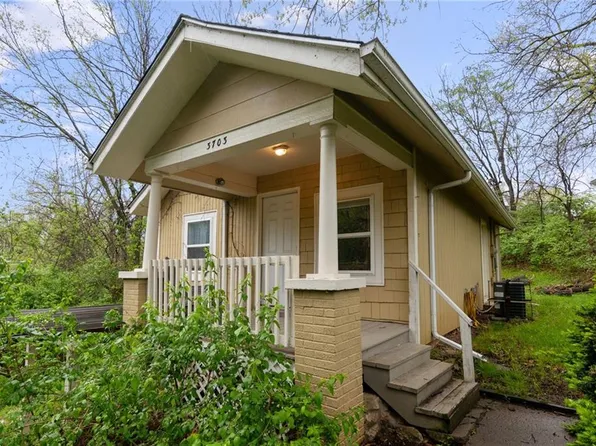3703 N Cleveland Ave, Kansas City, MO 64117