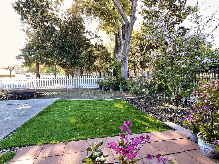 2365 Fallingtree Dr — Photo 3