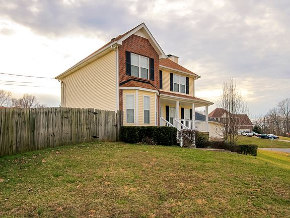 2nd image of 3110 Arrow Ln