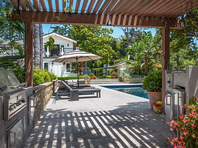 BBQ Grill area