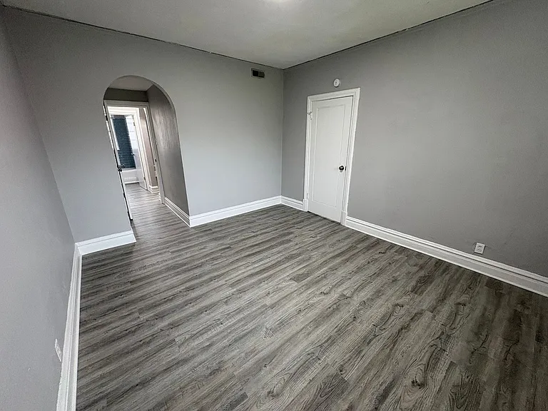5345 Cabanne Ave — Photo 37