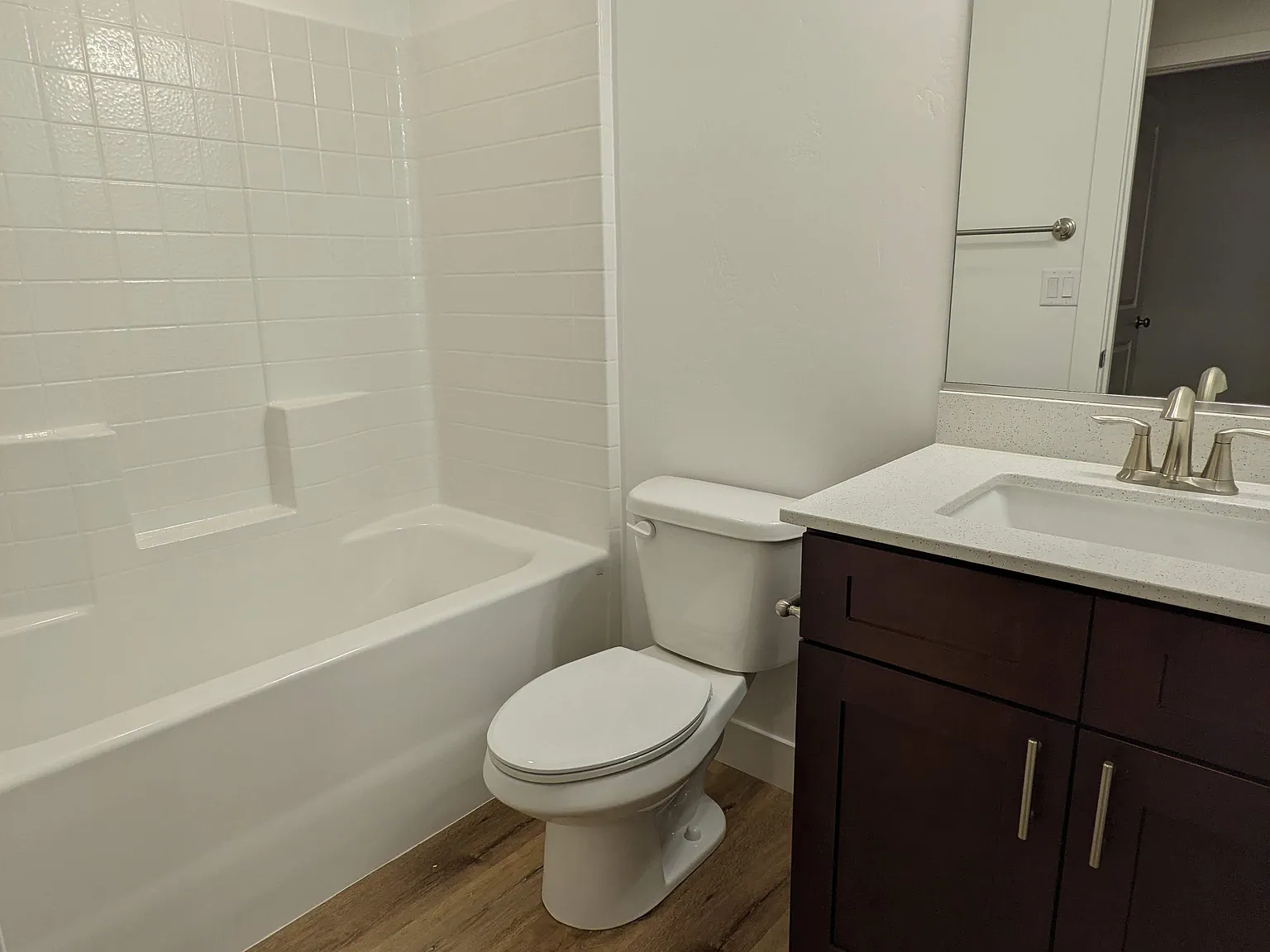 3 bed, 2.5 bath, 1400 sqft, $1,650 — Photo 4