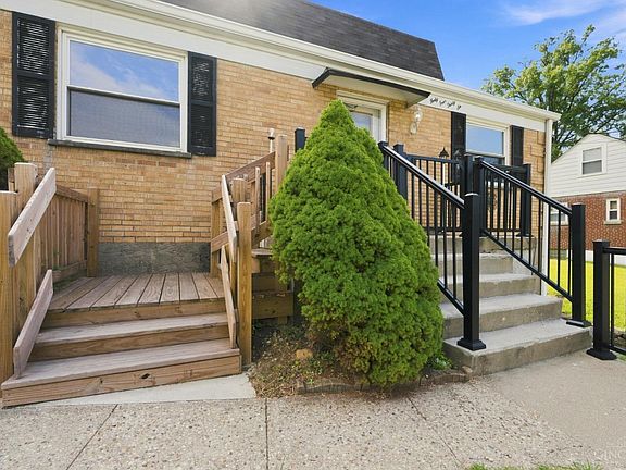 2nd image of 4436 Andreas Ave