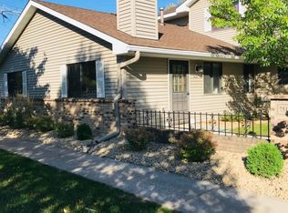 7518 Vinewood Ct, Osseo, MN 55311