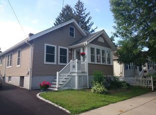 20 Brier Rd, West Roxbury, MA 02132