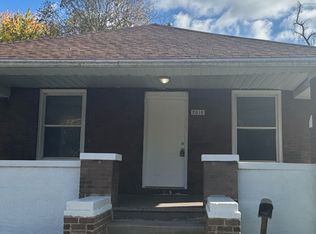 2018 S Brookfield St, South Bend, IN 46613