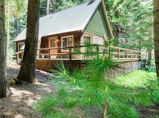 1140 Pine St, Fish Camp, CA 93623