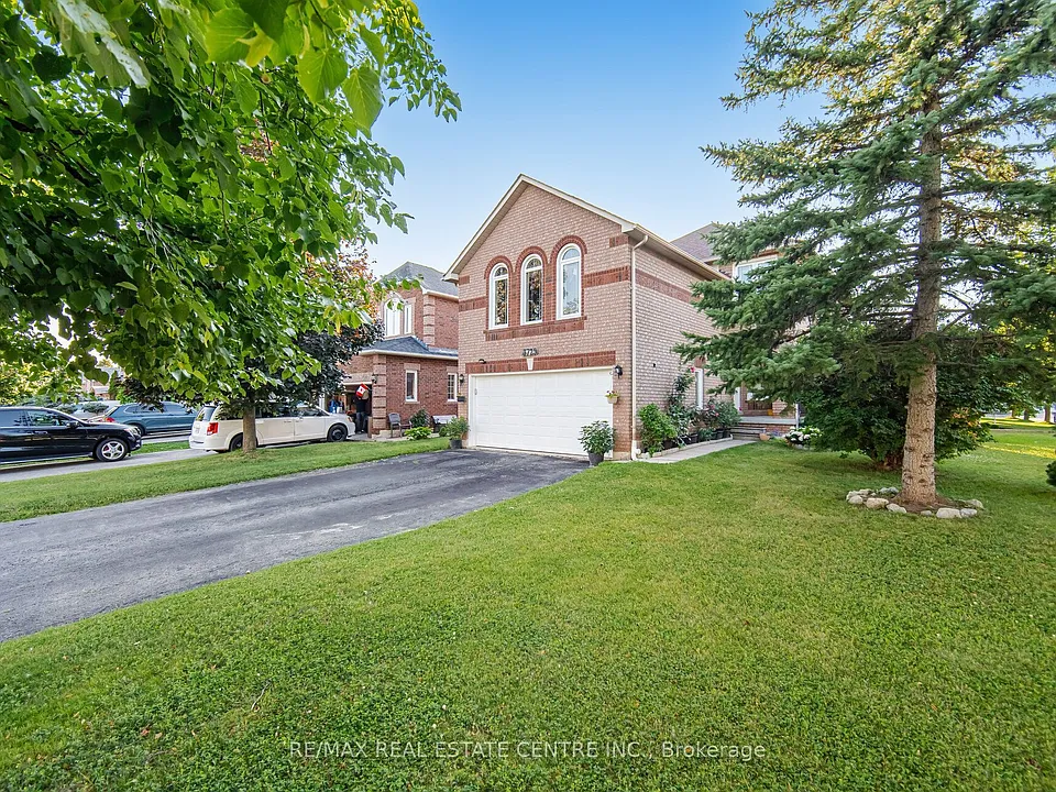 3725 Althorpe Cir N
