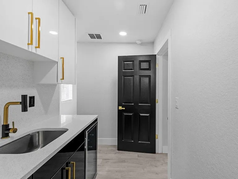 3909 W Oklahoma Ave — Photo 12