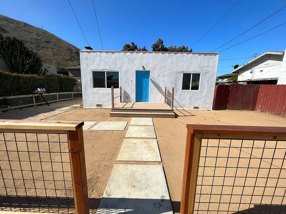 Gated front yard