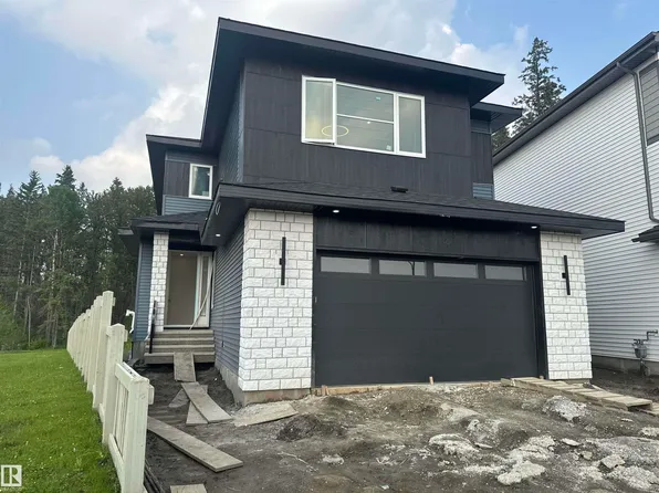 57 Meadowgrove Ln, Spruce Grove, AB T7X 0W2