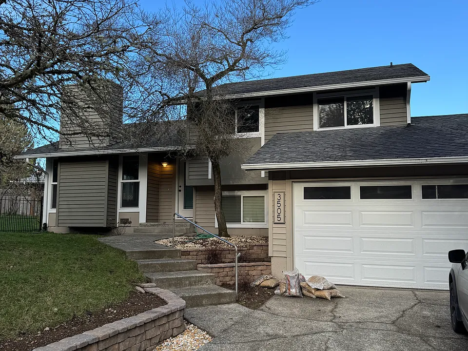 3505 Westminster Dr SE