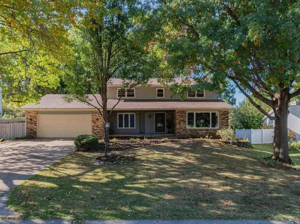 4324 Spring St, Davenport, IA 52807
