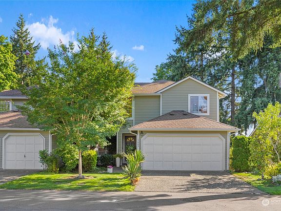 2nd image of 15885 Northup Way