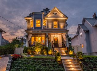 96 Sylvan St, Rutherford, NJ 07070