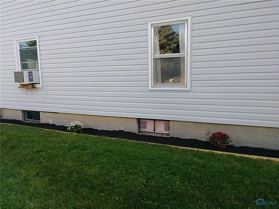 4th image of 700 Spencerville St